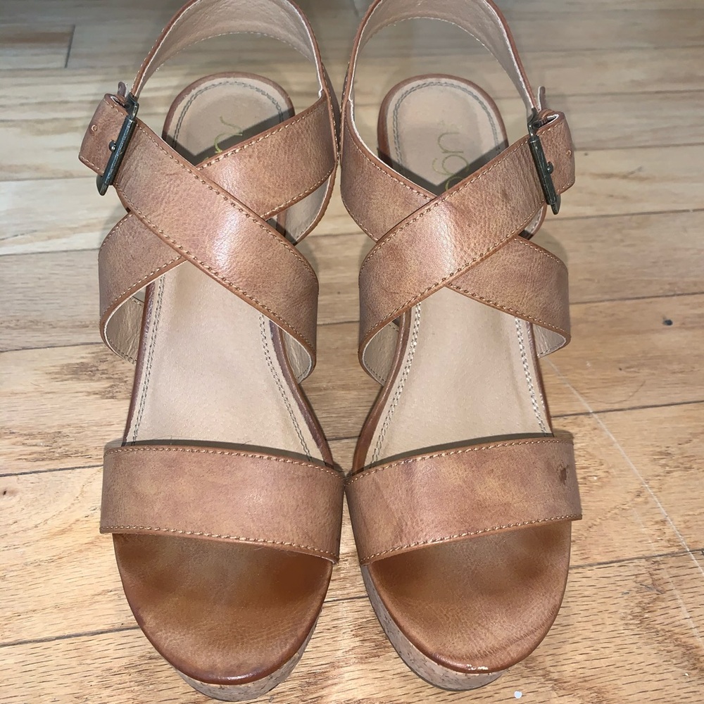 brown wedges